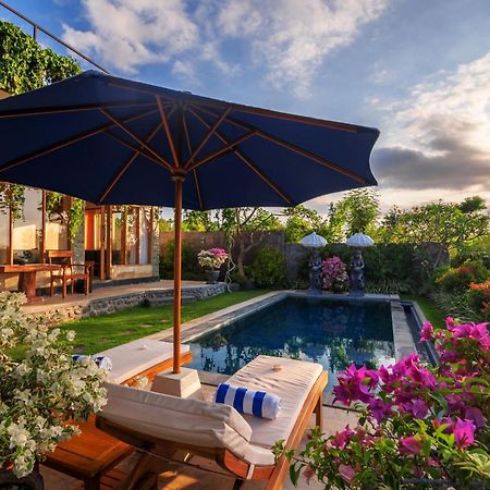 Villa Ambara Sumberkima Banyuwedang Luaran gambar